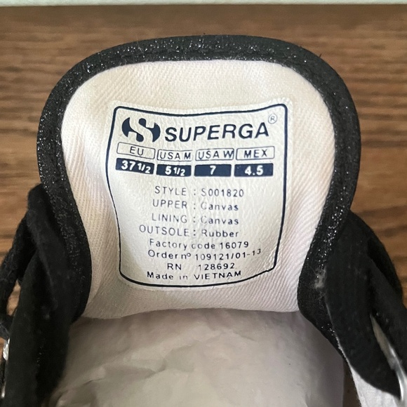 Superga Rare Metallic Black Sneaker Only Worn Once Women's Size 7 - Picture 7 of 8